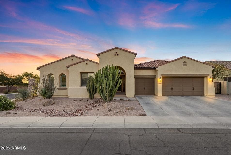 3534 E TONTO Place, Chandler, AZ 85249 — photo 1 of 66