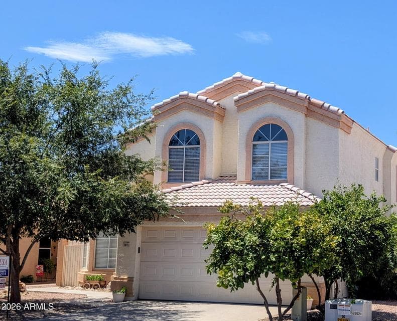 1871 E BUFFALO Street, Chandler, AZ 85225 — photo 1 of 33