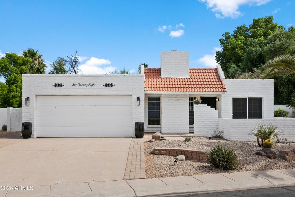 628 E BOCA RATON Road, Phoenix, AZ 85022 — photo 1 of 29