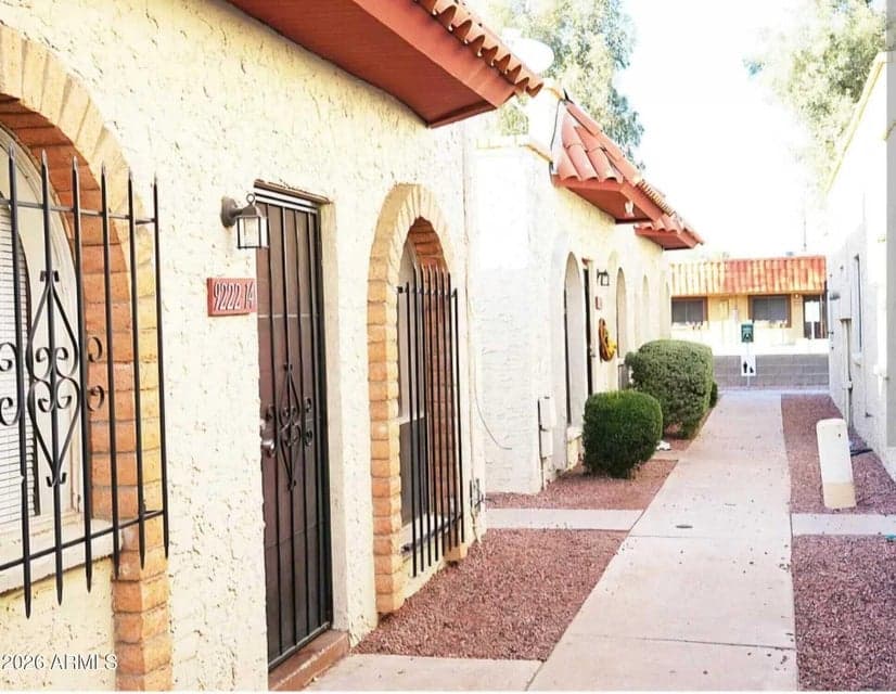 9222 N 35TH Avenue 14, Phoenix, AZ 85051 — photo 1 of 10