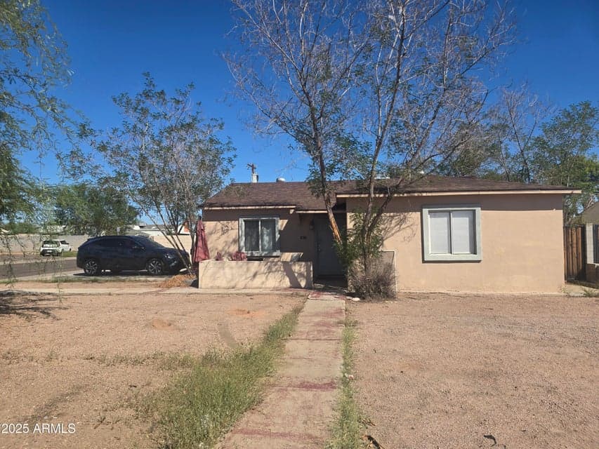 3845 N 15TH Avenue, Phoenix, AZ 85015 — photo 1 of 10