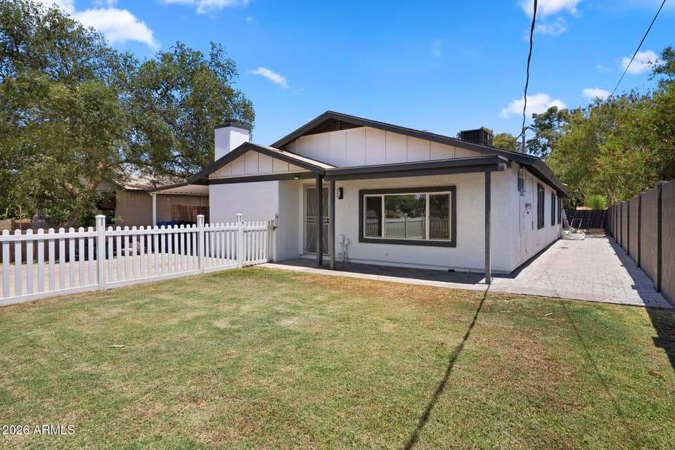 2609 N 28TH Street, Phoenix, AZ 85008 — photo 1 of 20