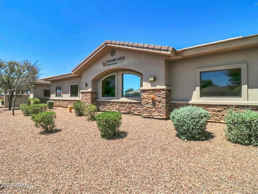 1012 S STAPLEY Drive 101, Mesa, AZ 85204 — photo 1 of 24