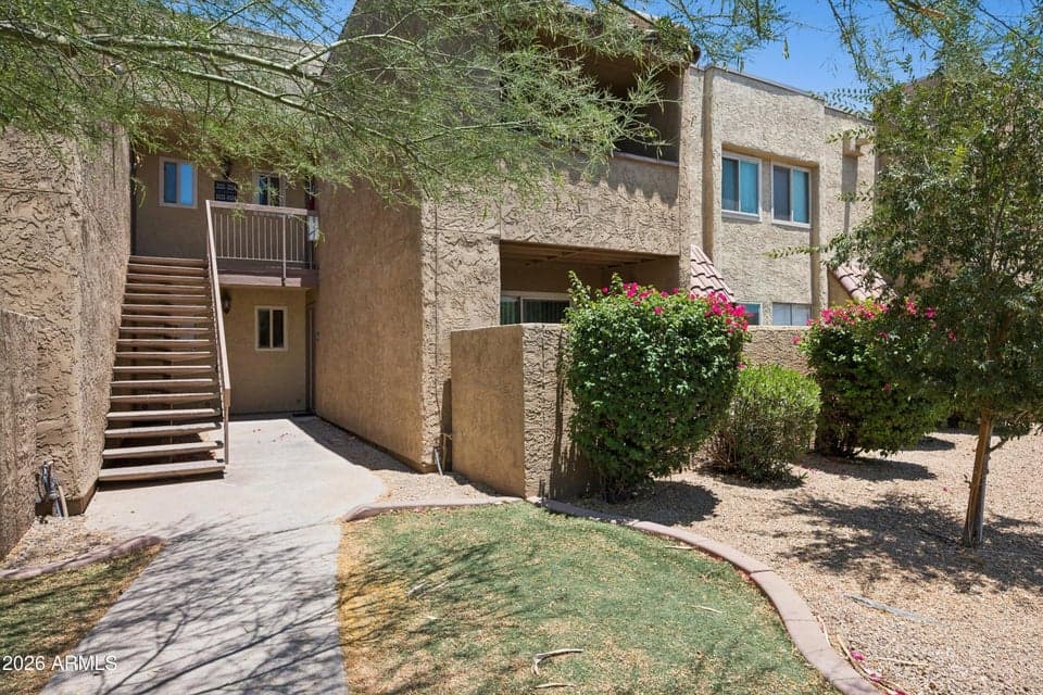 5877 N GRANITE REEF Road 1124, Scottsdale, AZ 85250 — photo 1 of 29