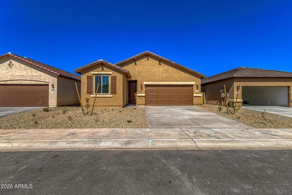 18230 W AVENIDA DEL SOL Drive, Surprise, AZ 85387 — photo 1 of 35