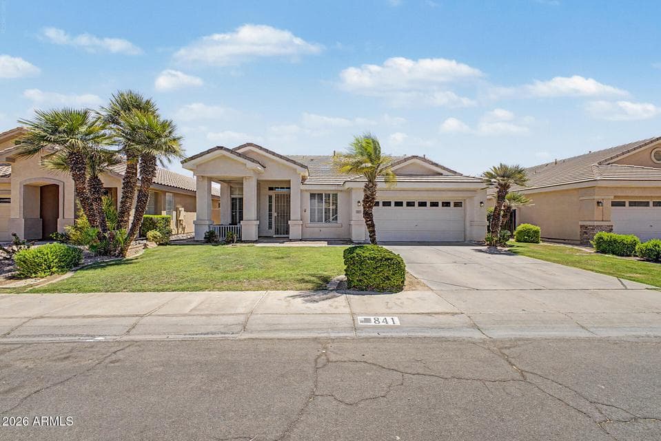 841 N CAMBRIDGE Place, Chandler, AZ 85225 — photo 1 of 40