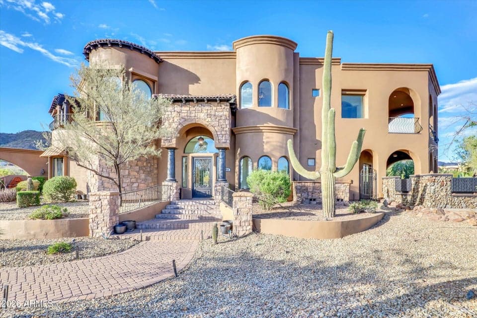 8746 E Russell Street. Welcome Home!