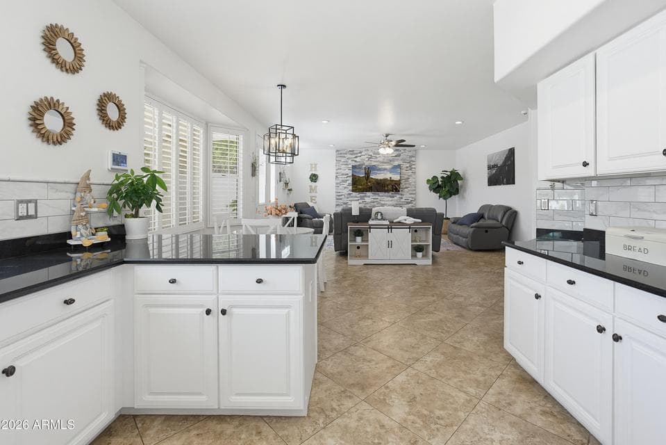 OPEN CONCEPT