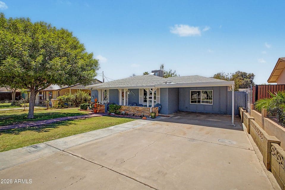 6622 N 62nd Avenue, Glendale, AZ 85301 — photo 1 of 12