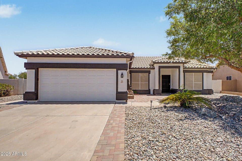 373 W PRIMOROSO Drive, Gilbert, AZ 85233 — photo 1 of 47