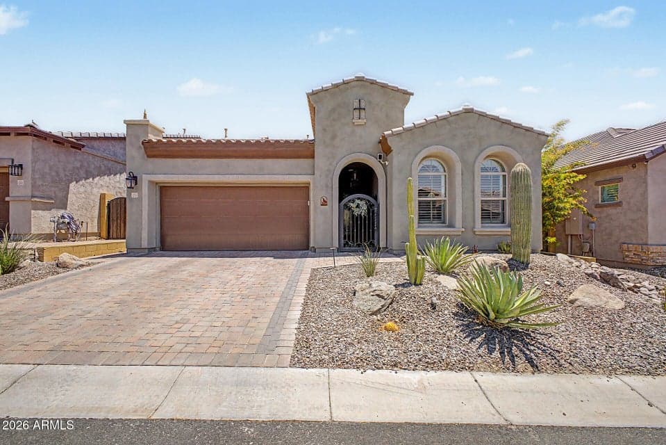 1735 N HARPER, Mesa, AZ 85207 — photo 1 of 48
