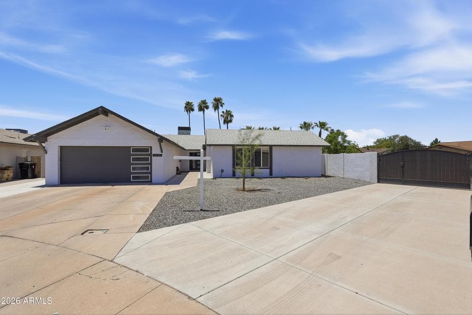 2638 S BROOKS Circle, Mesa, AZ 85202 — photo 1 of 35