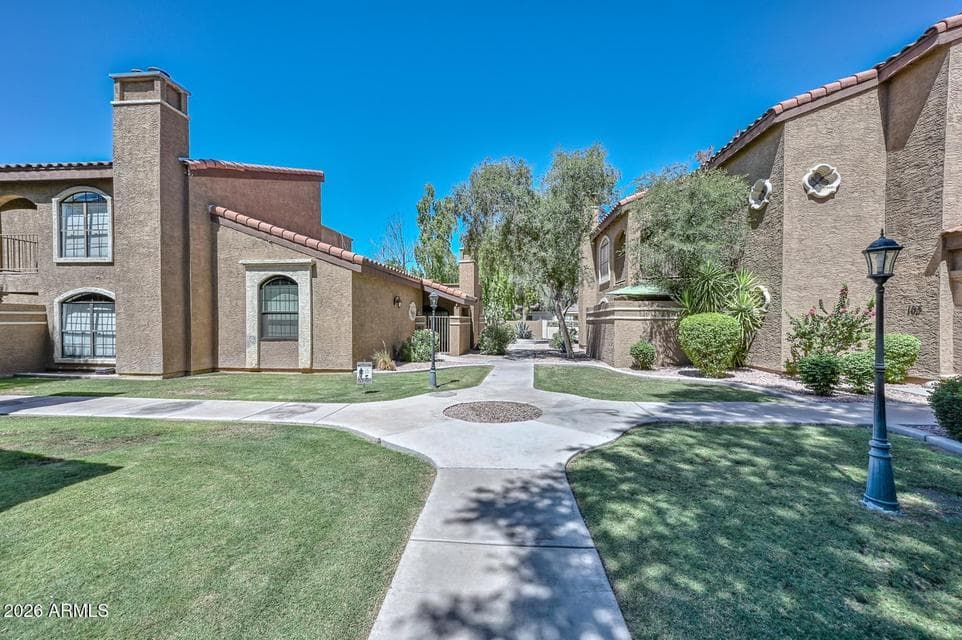 6945 E Cochise Road Unit 106, Paradise Valley, AZ 85253 — photo 1 of 27