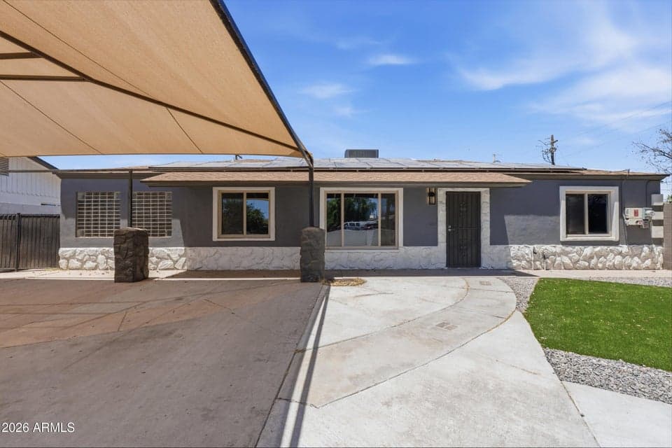 4426 N 34th Drive, Phoenix, AZ 85017 — photo 1 of 20