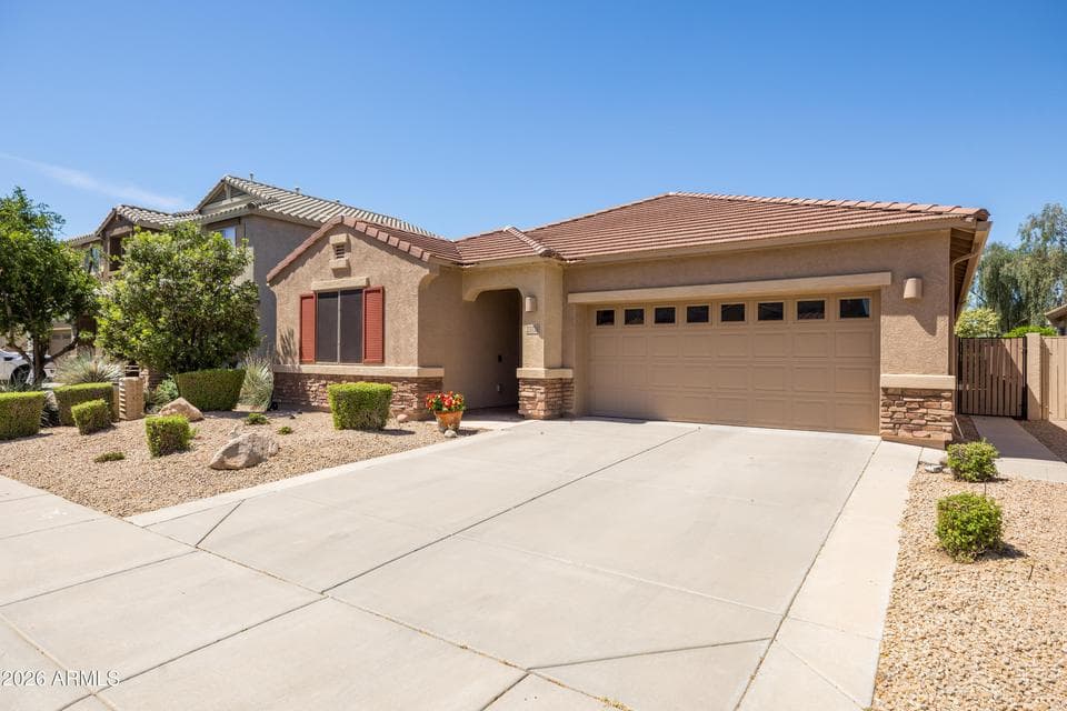 23124 N 41ST Street, Phoenix, AZ 85050 — photo 1 of 37