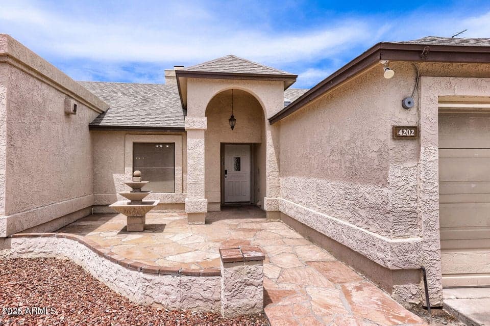 4202 W CIELO GRANDE, Glendale, AZ 85310 — photo 1 of 28