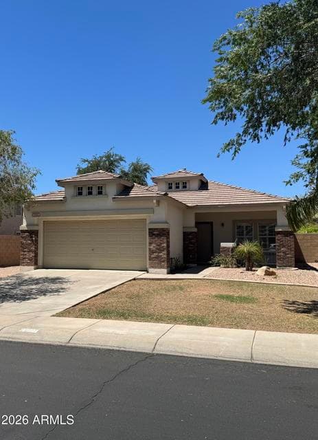 2584 E DEL RIO Court, Gilbert, AZ 85295 — photo 1 of 18