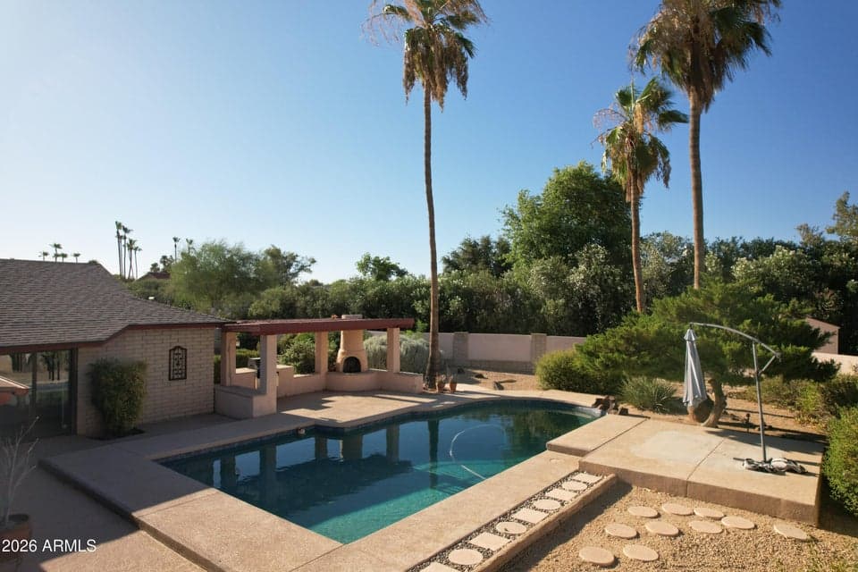 6402 E FANFOL Drive, Paradise Valley, AZ 85253 — photo 1 of 40