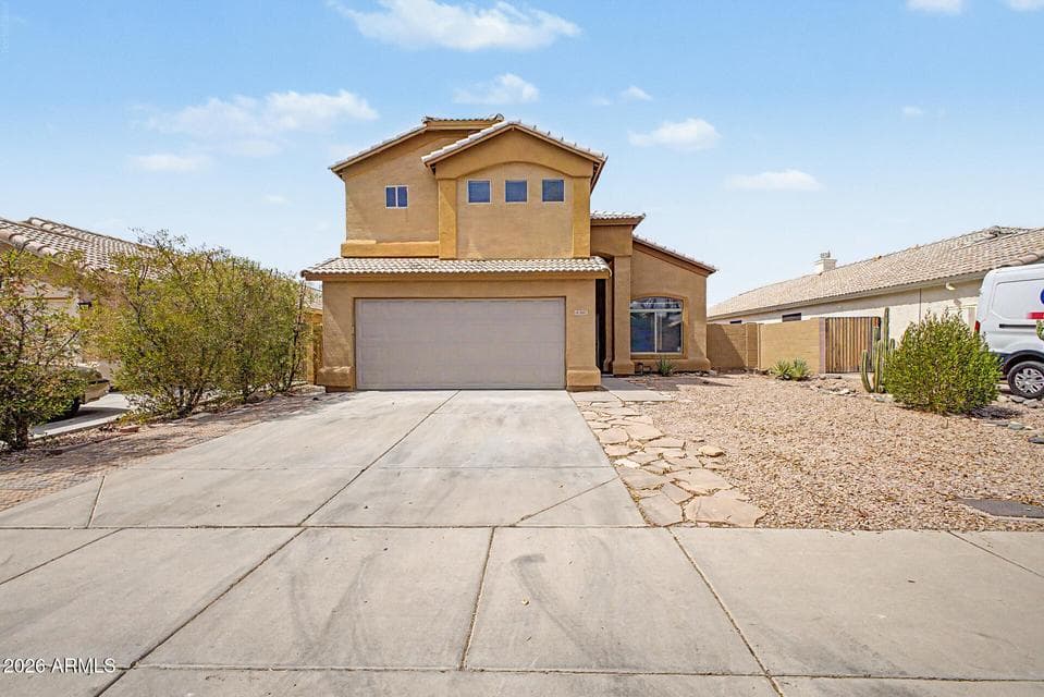 8002 W PRESTON Lane, Phoenix, AZ 85043 — photo 1 of 54