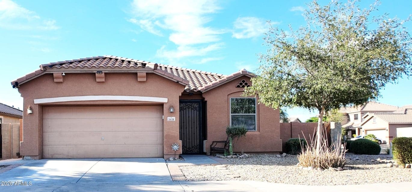 2618 W GARY Way, Phoenix, AZ 85041 — photo 1 of 36