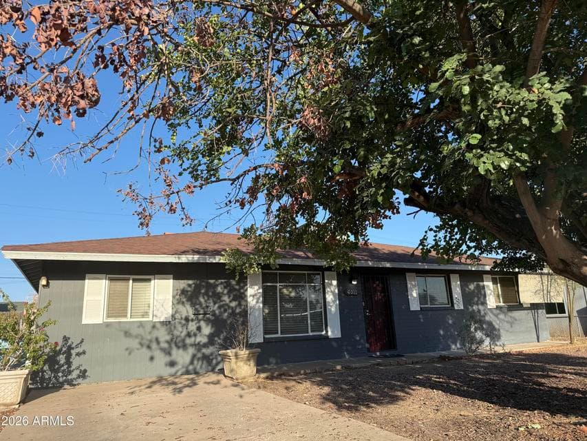 6011 N 33RD Avenue, Phoenix, AZ 85017 — photo 1 of 20