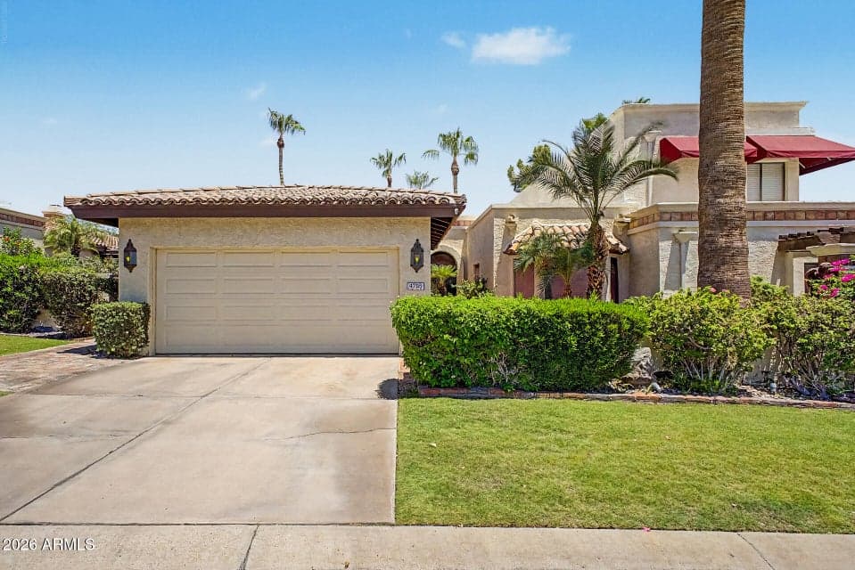 4718 E MONTE Way, Phoenix, AZ 85044 — photo 1 of 55