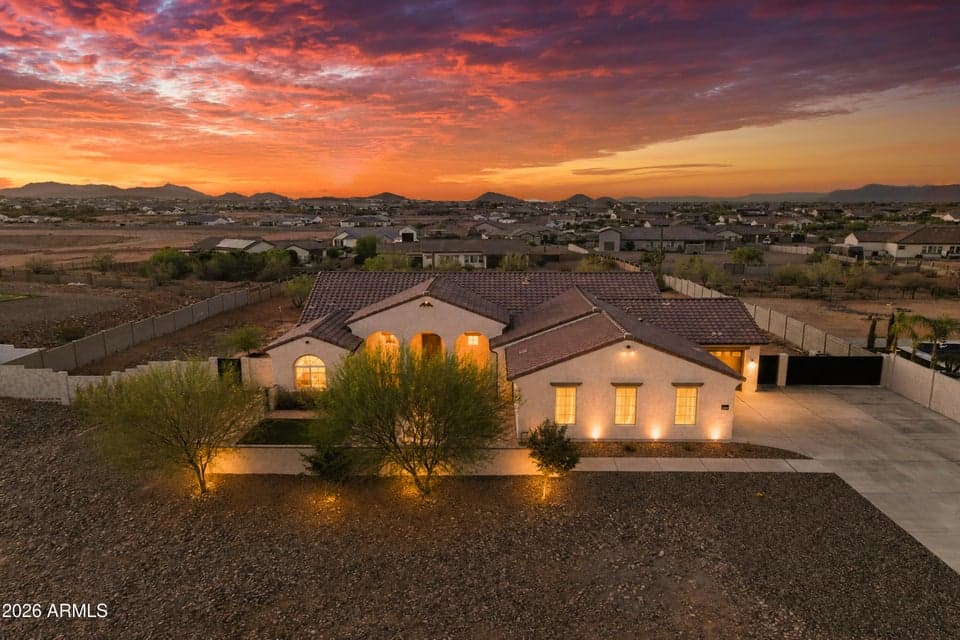 498 W CHASE Street, San Tan Valley, AZ 85143 — photo 1 of 50