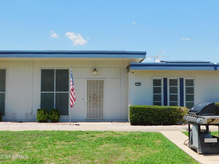 13050 N 100TH Avenue, Sun City, AZ 85351 — photo 1 of 11
