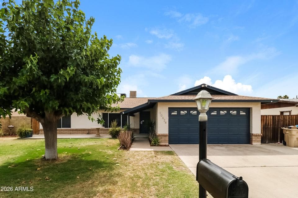 10624 N 47TH Drive, Glendale, AZ 85304 — photo 1 of 15