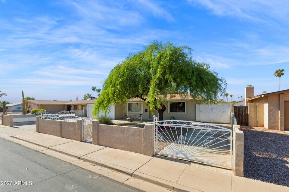 2131 W EDGEWOOD Avenue, Mesa, AZ 85202 — photo 1 of 36