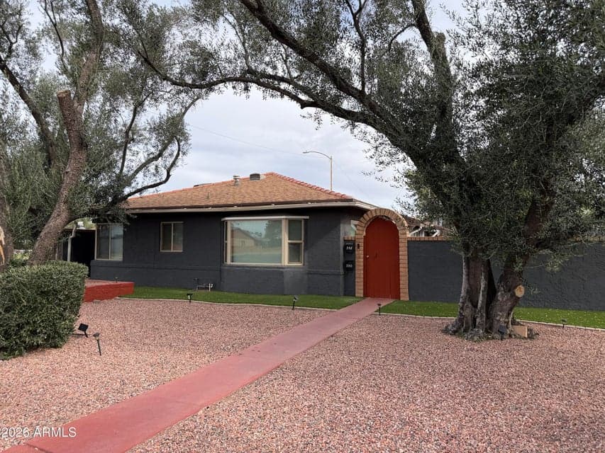548 W SAN JUAN Avenue, Phoenix, AZ 85013 — photo 1 of 20