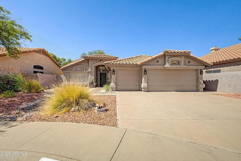 8826 E PALM RIDGE Drive, Scottsdale, AZ 85260 — photo 1 of 33