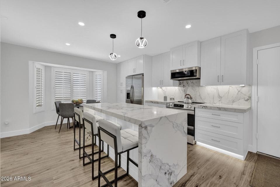 4760 W WAHALLA Lane, Glendale, AZ 85308 — photo 1 of 63