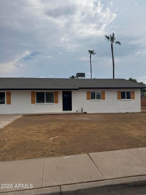 37 W RAWHIDE Avenue, Gilbert, AZ 85233 — photo 1 of 17