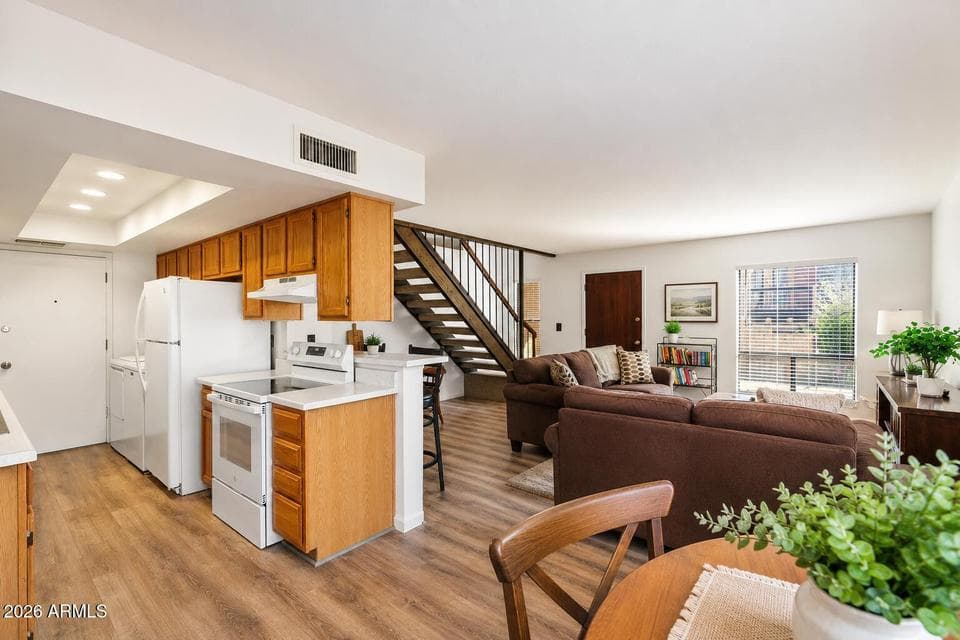744 E North Lane 2, Phoenix, AZ 85020 — photo 1 of 26