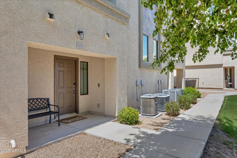 2315 N 52ND Street 111, Phoenix, AZ 85008 — photo 1 of 27