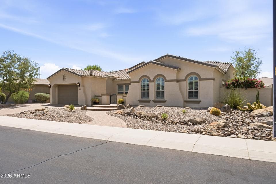 5097 S PONDEROSA Drive, Gilbert, AZ 85298 — photo 1 of 122