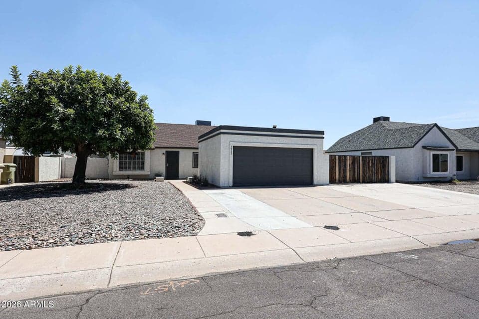 5925 W CROCUS Drive, Glendale, AZ 85306 — photo 1 of 28