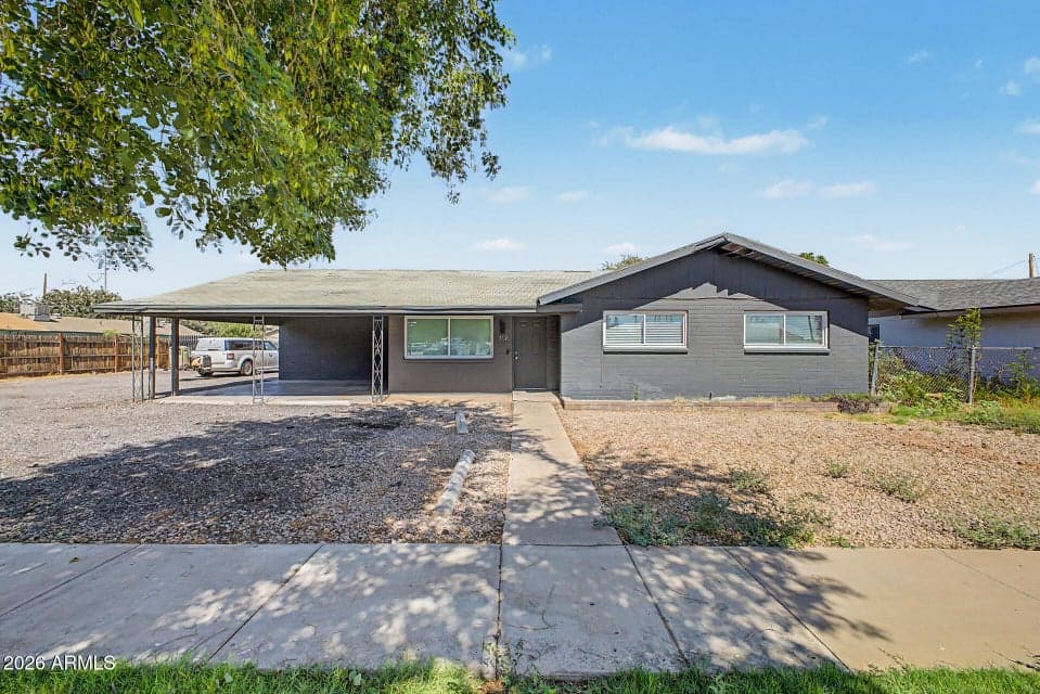 317 N ELM Street, Gilbert, AZ 85234 — photo 1 of 41