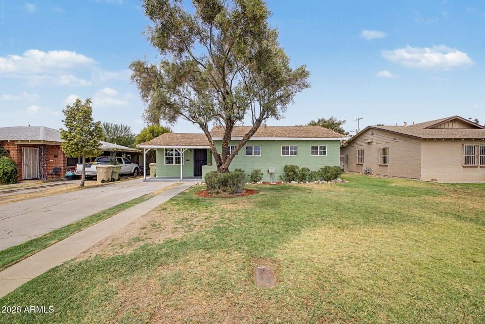 5712 W ORANGEWOOD Avenue, Glendale, AZ 85301 — photo 1 of 49