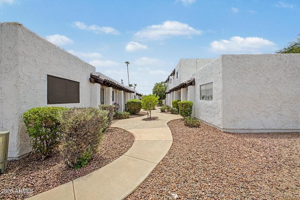 2401 N 70TH Street G, Scottsdale, AZ 85257 — photo 1 of 29