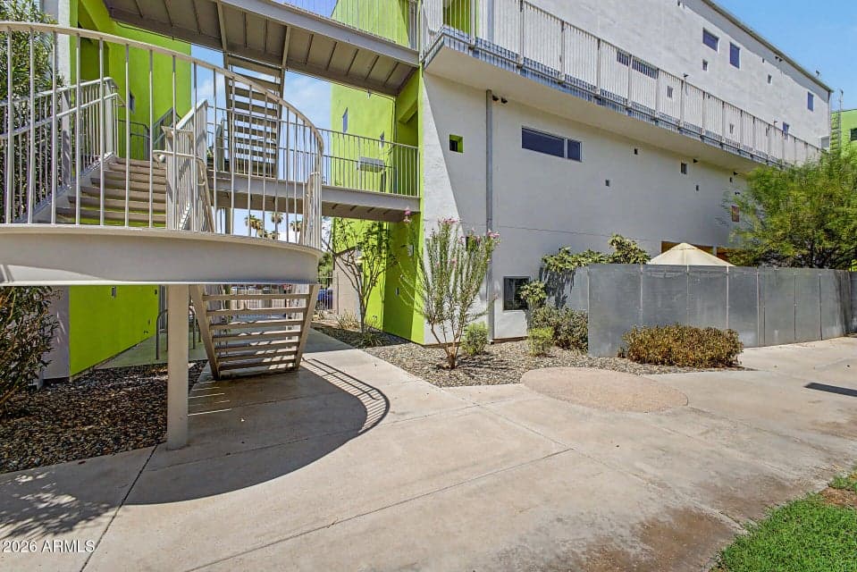 Vale Condominiums - Near ASU