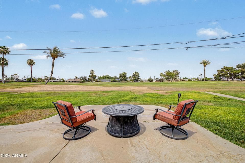 10262 W SNEAD Circle N, Sun City, AZ 85351 — photo 1 of 64