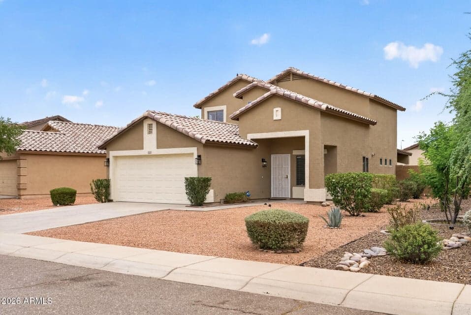6333 W NEZ PERCE Street, Phoenix, AZ 85043 — photo 1 of 69