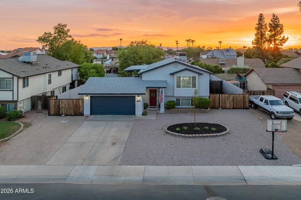 13020 N 77TH Avenue, Peoria, AZ 85381 — photo 1 of 90