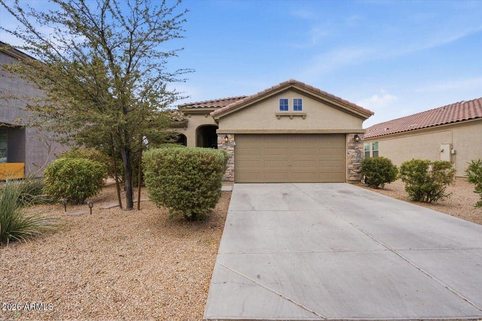 12029 W LOCUST Lane, Avondale, AZ 85323 — photo 1 of 31