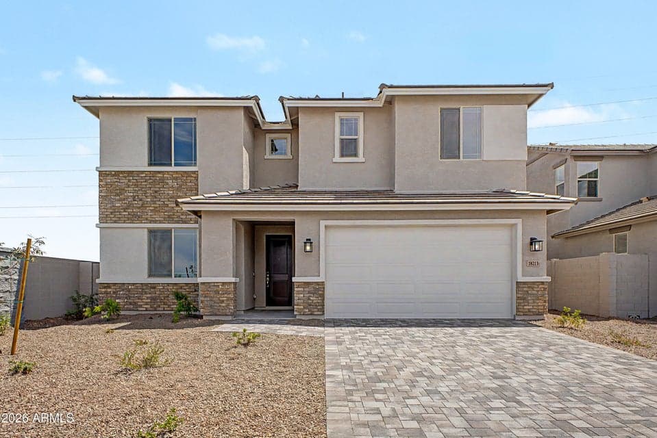 18213 W Pioneer Street, Goodyear, AZ 85338 — photo 1 of 31