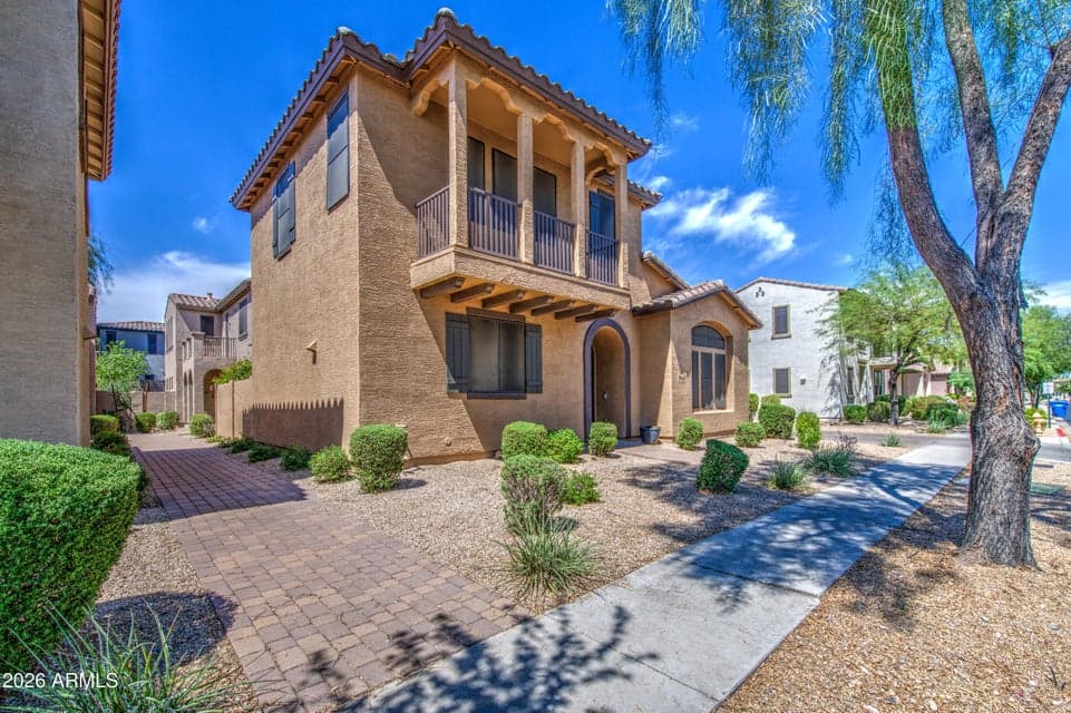2404 W DUSTY WREN Drive, Phoenix, AZ 85085 — photo 1 of 41