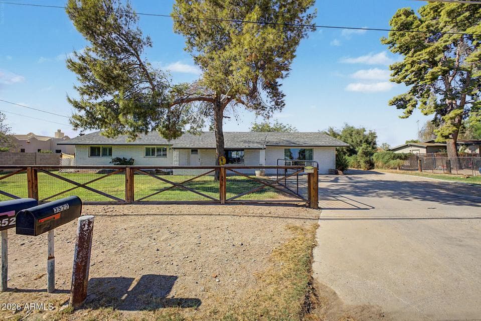 3522 W WESTCOTT Drive, Glendale, AZ 85308 — photo 1 of 51