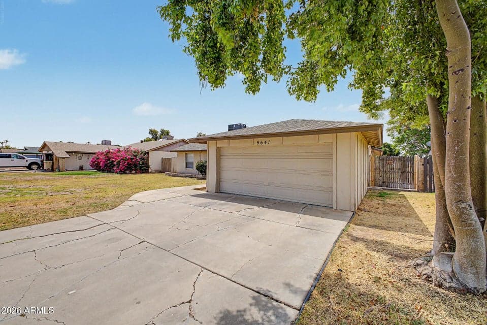 5641 W VOGEL Avenue, Glendale, AZ 85302 — photo 1 of 43